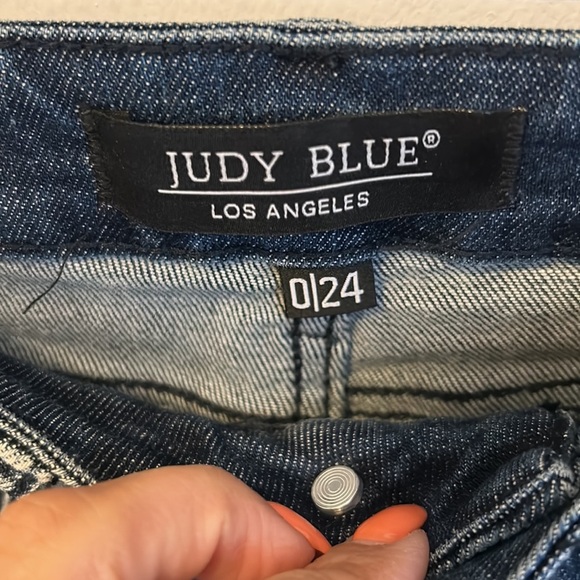 Judy Blue Shelly High Rise Relaxed Fit Jeans - Picture 7 of 8